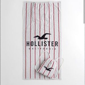 Hollister Packable Beach Towel